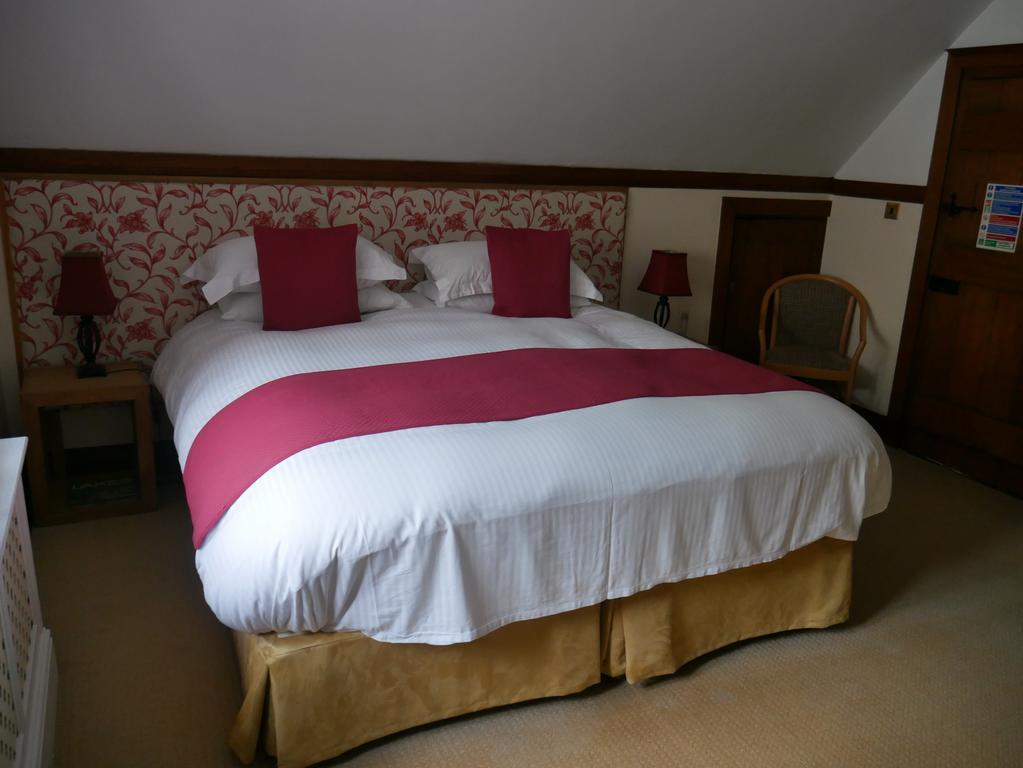Windermere Motor Boat Racing Club Guest House Боунес он Уиндърмиър Екстериор снимка