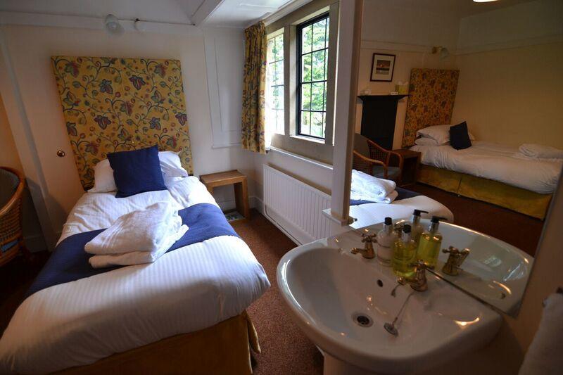 Windermere Motor Boat Racing Club Guest House Боунес он Уиндърмиър Екстериор снимка